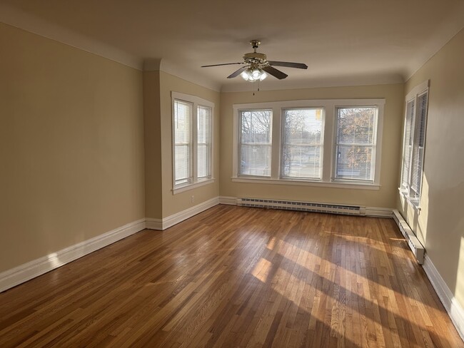 Photo - 1647 Oak Park Ave Unit 2F