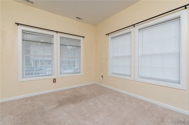 Building Photo - 2203 Edwards Ave Rental