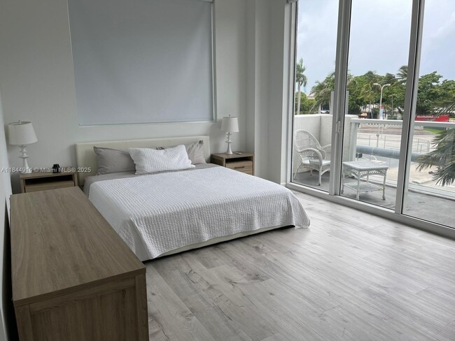 Building Photo - 244 Biscayne Blvd Unit 202 Rental