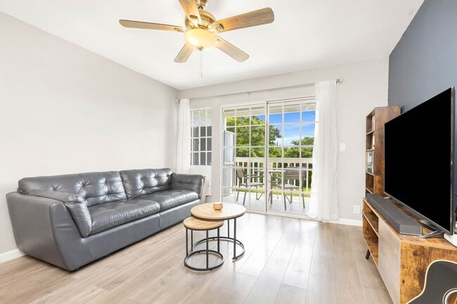 Photo - Ocean-View 2BR Townhome at Makakilo Cliffs | Pet-Friendly + 2 Covered Parking