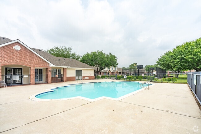 Tatum Townhomes and Apartment