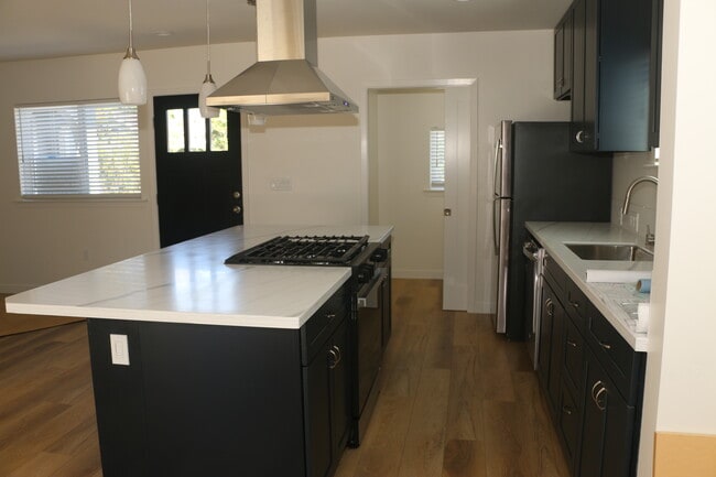 Photo - 1219 Laurel St Unidad 1219