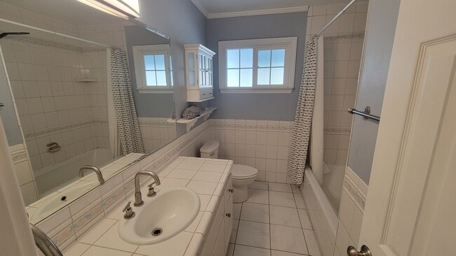 Photo - 3024 N Oceanview St