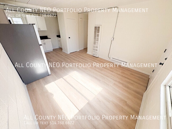 Photo - 1720 Harvard Ave