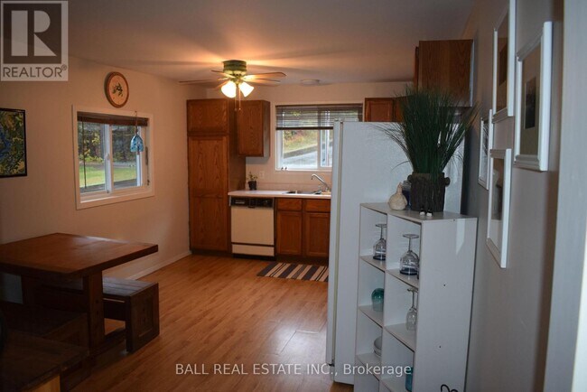 Photo - 86 Renwick Rd