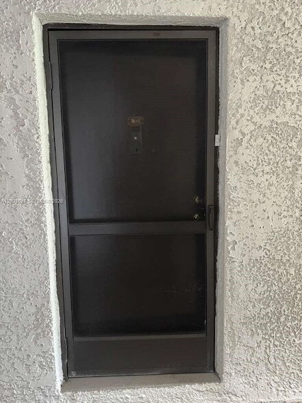 Photo - 10383 N Kendall Dr Unidad N1