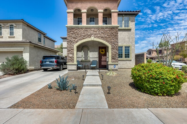 Photo - 11956 W Fillmore St