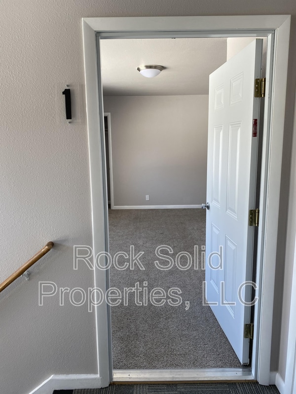 Photo - 2020 Dunn Ave