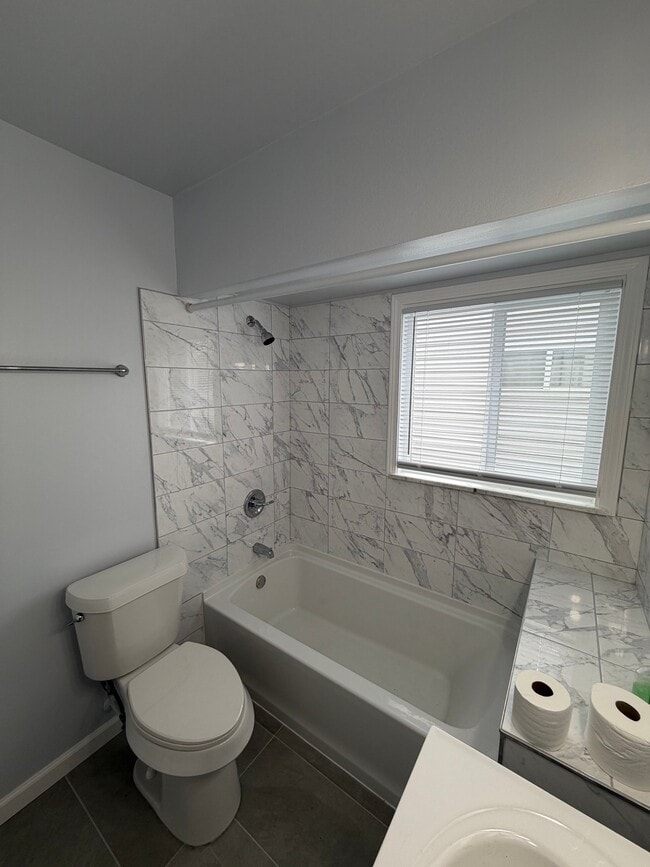 Photo - 4517 Douglas Rd