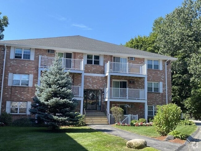 Building Photo - 2 Bedroom with off street parking Rental