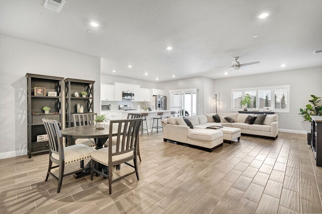 Photo - 4133 Sierra Madre Ave