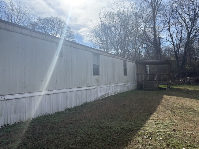 Photo - 2121 Cliffwood Rd