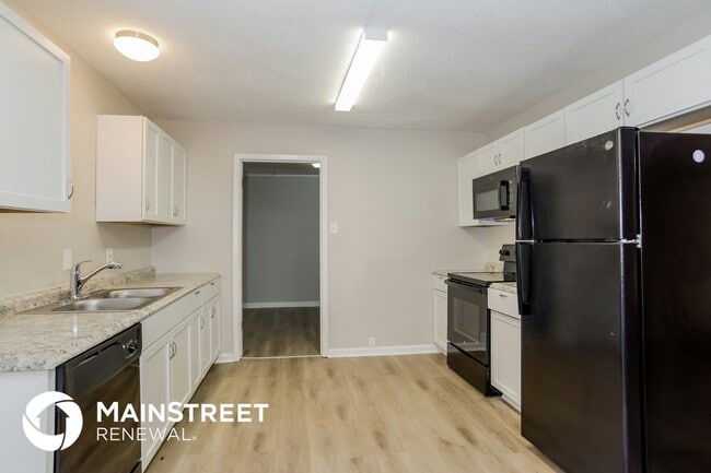 Photo - 10806 Bristol Terrace