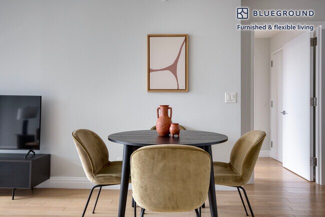 Photo - 235 W 48th St Apartment Unit FL40-ID1348