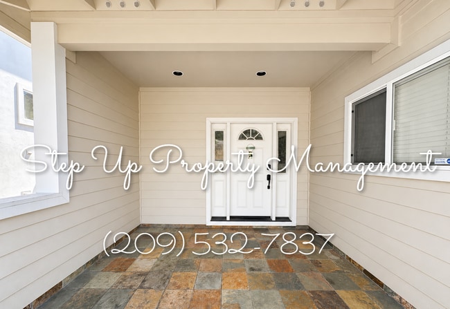 Photo - Spacious 3BD/3BA – Lake Access Living in Gated Copperopolis Community