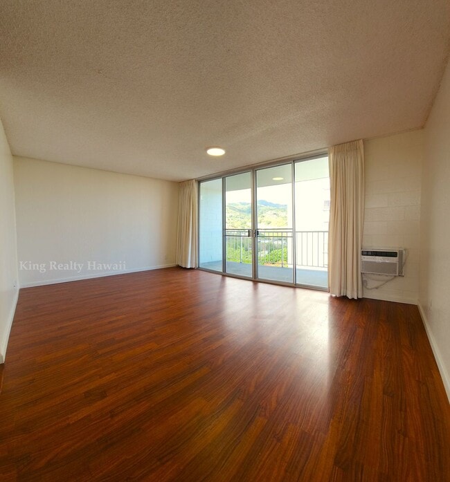 Building Photo - ** Newly Upgraded 1 bedroom  / 1 bath w/la... Unit 802