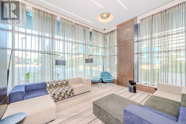 Photo - 2560 Eglinton Ave W Unité 2104