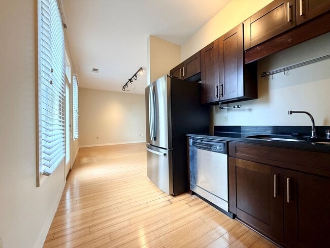 Photo - 1706 18th Ave S