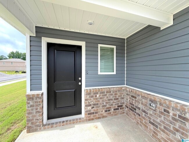 Photo - 155 CHALLENGER Way