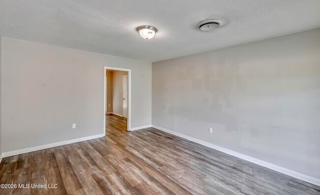 Photo - 114 Sheppard St