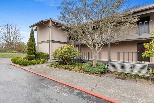 Photo - 1425 S Puget Dr Unit 301
