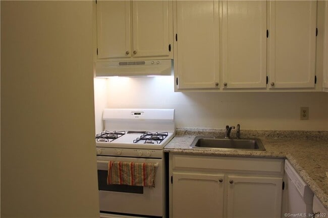 Photo - 38 Olcott Way Unit 38