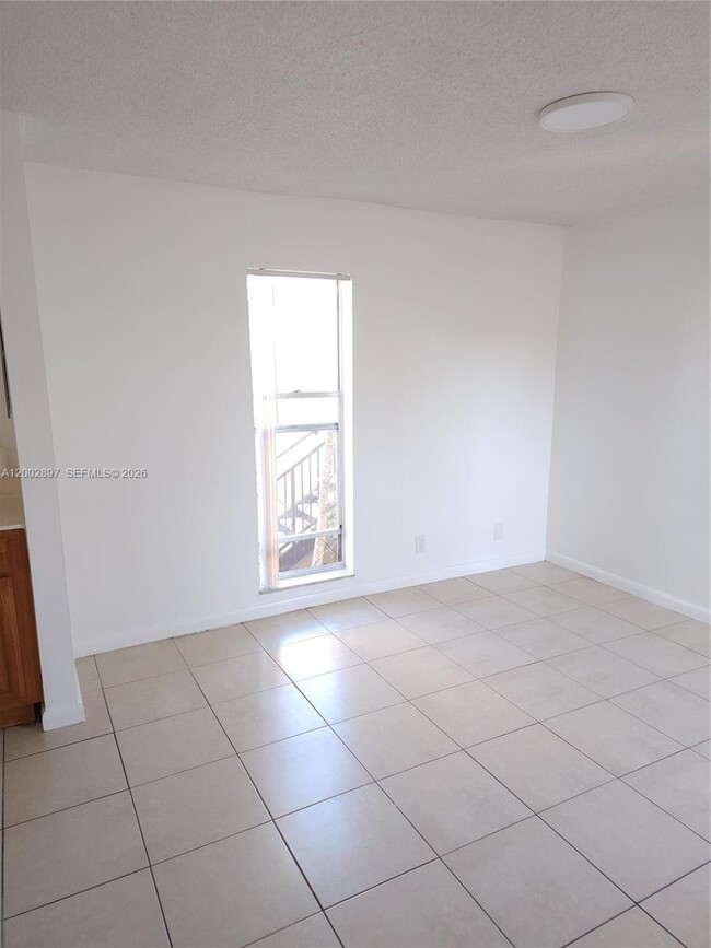 Photo - 4505 Treehouse Ln Unit 8-H