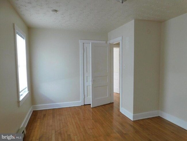 Photo - 536 N Loudoun St