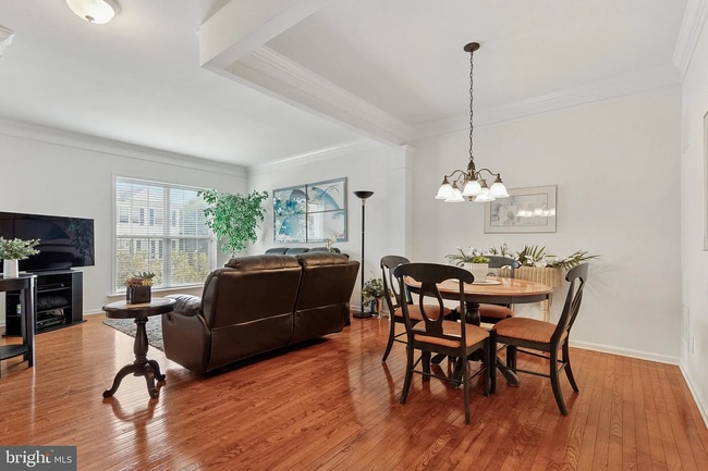 Photo - 204 Hudson Dr