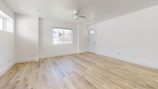 Photo - Brand New 2-Bedroom / 2-Bath on the Avenues in Redondo Beach! Unidad 1019 S Juanita Ave
