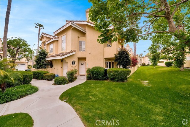 Building Photo - 25151 Via Catalina Rental