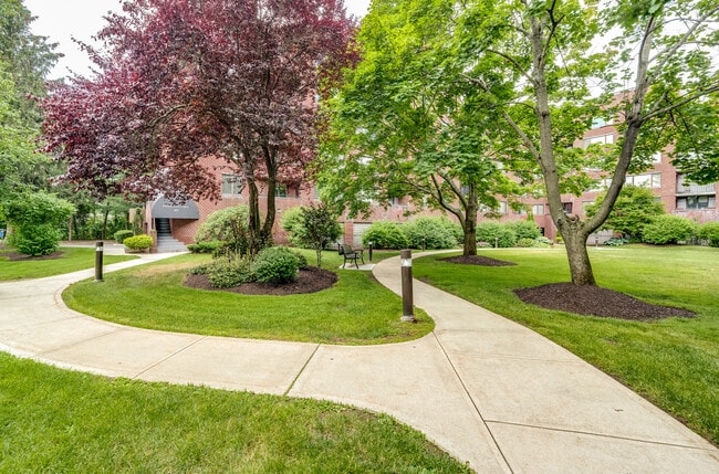 Devonshire Place Apartments Owner