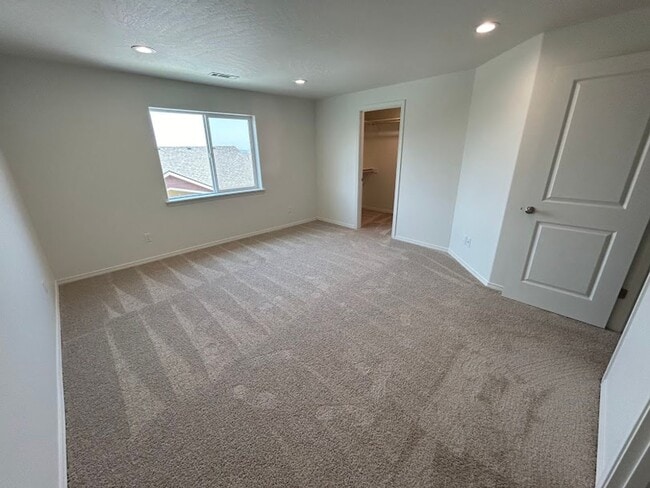 Photo - 3 Bedroom 2.5 Bathroom Townhome