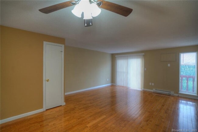 Photo - 528 Shennecossett Rd Unit 14