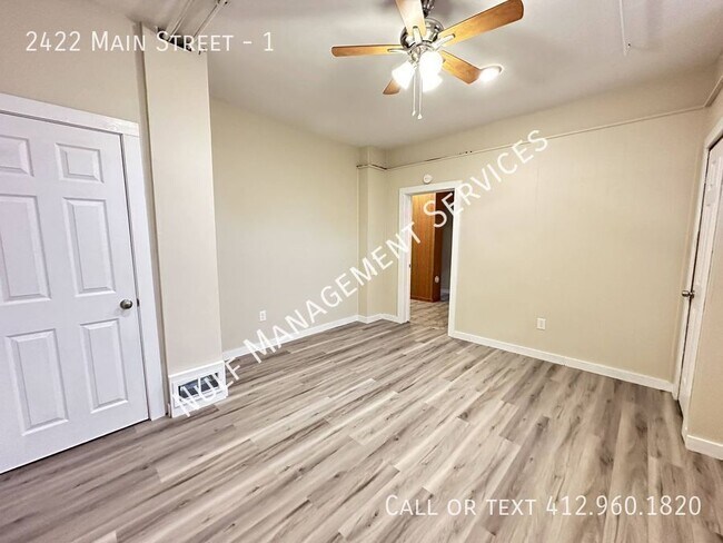 Photo - 2422 Main St Unit 1