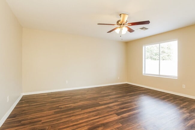 12916 W Lawrence Ct