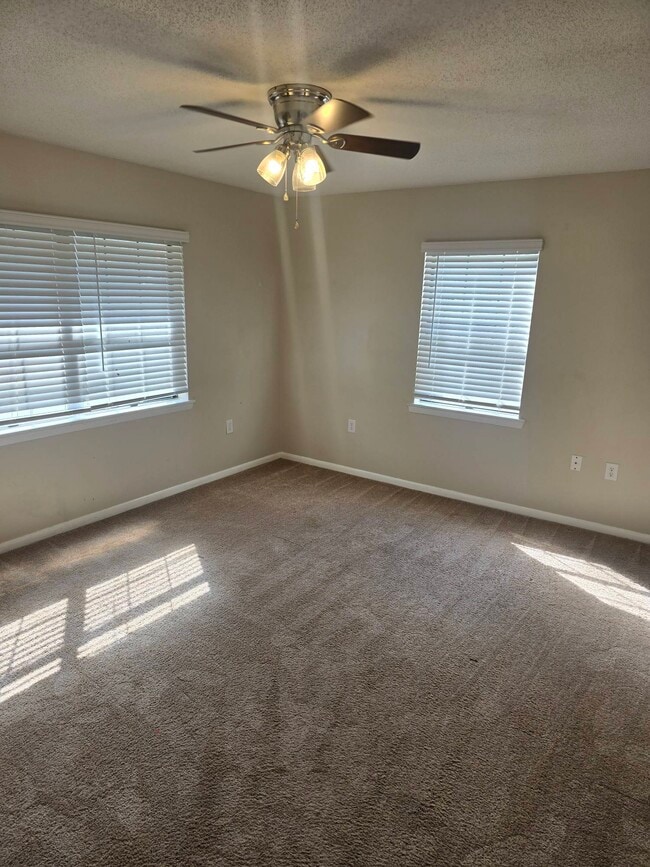 Photo - 763 Dunlevie Rd