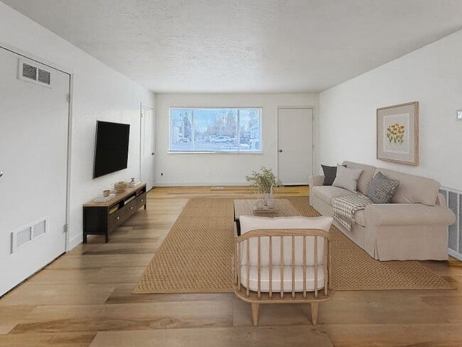 Photo - Davidson Triplex Unidad 609