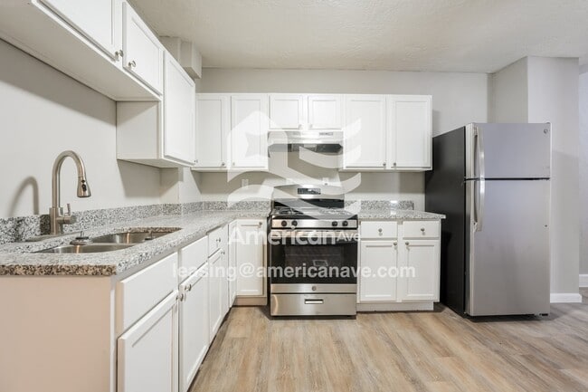 Photo - 1138 Queen St