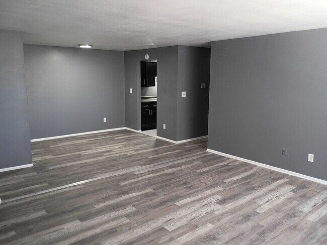 Photo - Updated 2BR Apartment | Heat Included | Kenosha Location Unit 4031-4