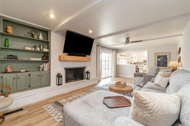 Photo - 4824 NW 73rd St