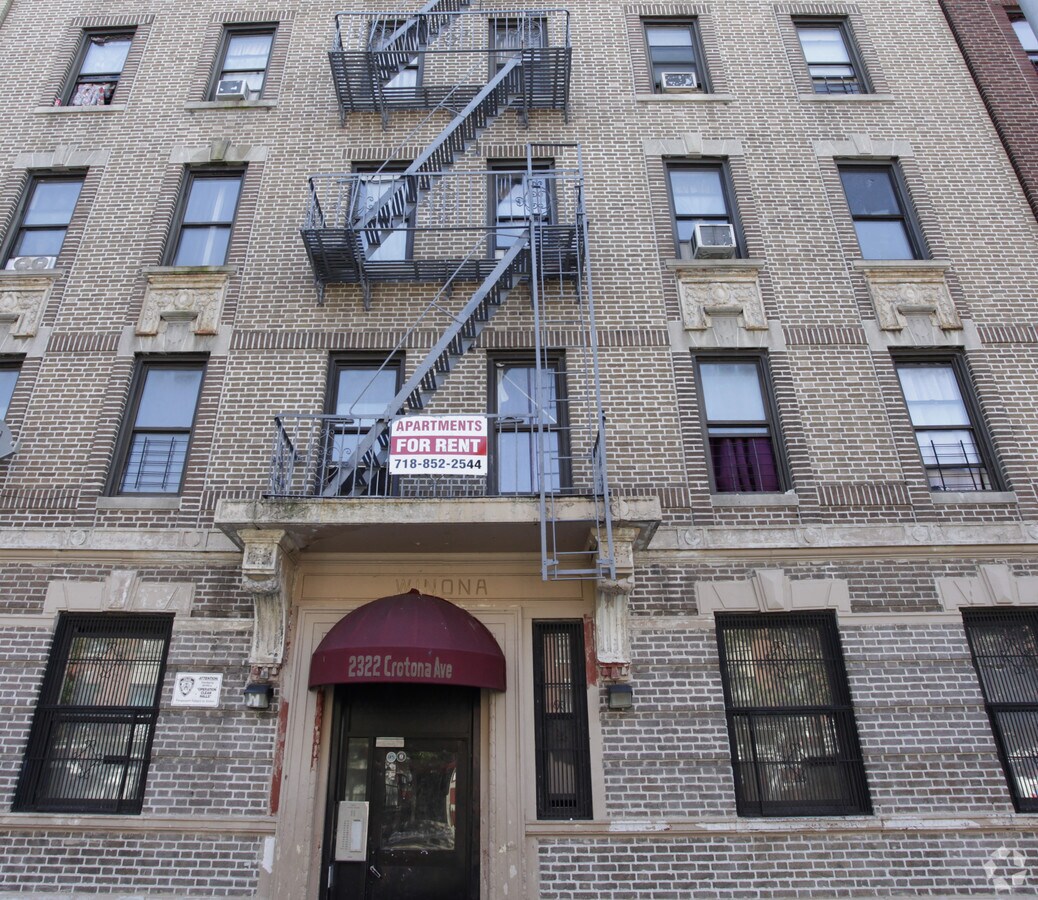 2322 Crotona Ave - 2322 Crotona Ave
