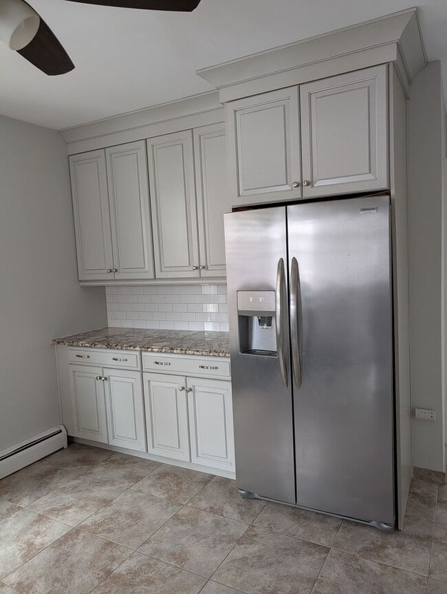 Building Photo - Downingtown Unit 314 Washington Avenue - 2nd Floor APT