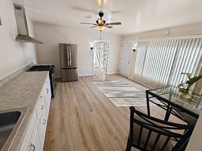 Photo - 955 Via Solana