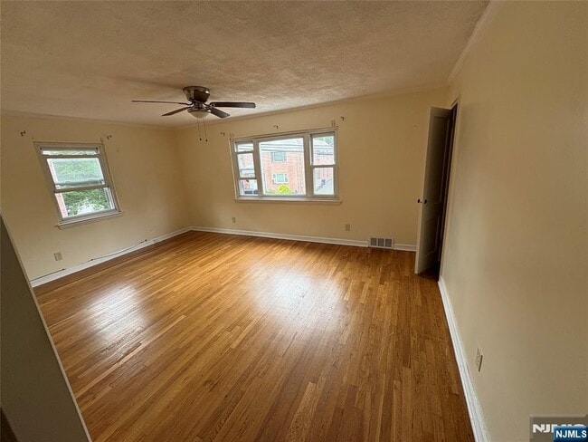 Photo - 138 Midland Pl Unit Second floor
