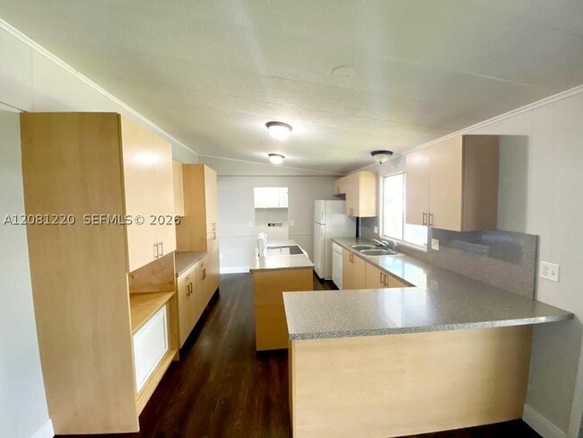 Photo - 710 NW 219th Ave