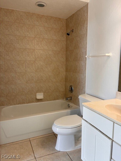 Building Photo - 2310 First St Unit 703