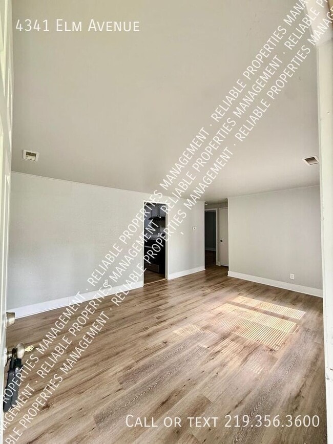 Photo - 4341 Elm Ave