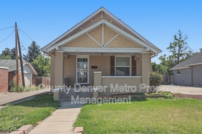 Photo - 3774 Yates St
