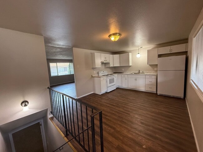 Photo - 2318-2320 E Dalke Ave Unit 2320